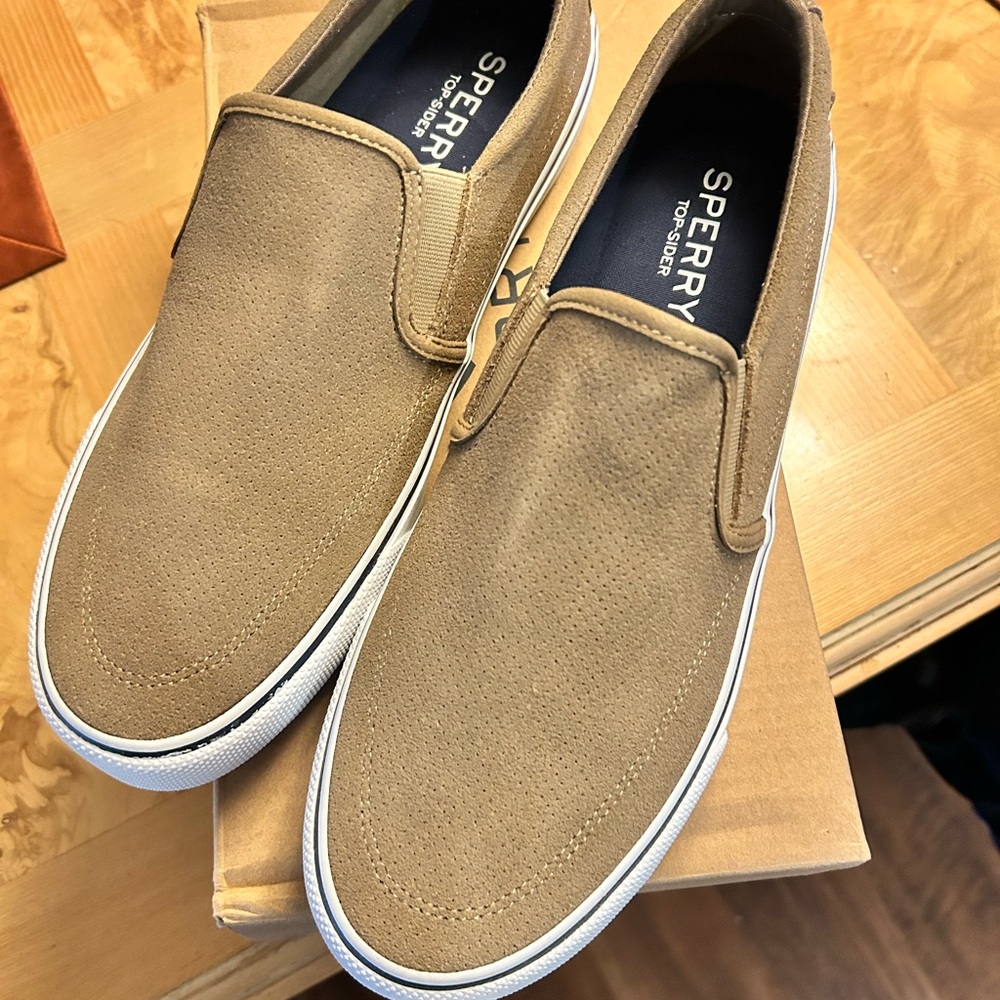 Sperry Men's Dark Tan Slip-On Loafers 11.5 M
New in Box